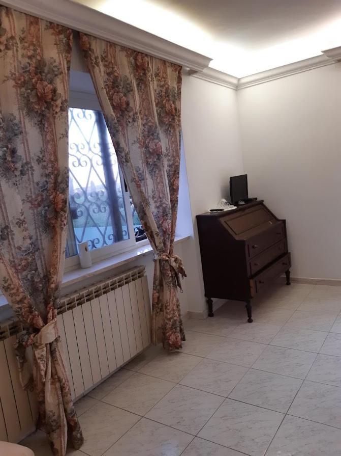 门塔纳La Casa Tra Gli Ulivi Di Fonte Nuova 2别墅 外观 照片