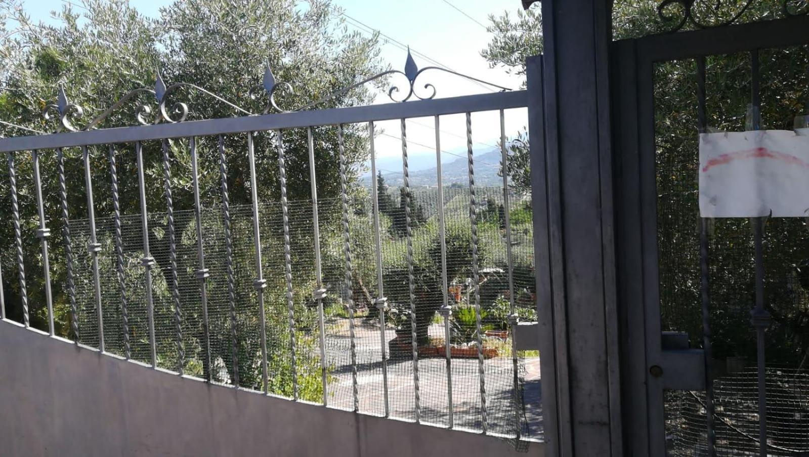 门塔纳La Casa Tra Gli Ulivi Di Fonte Nuova 2别墅 外观 照片